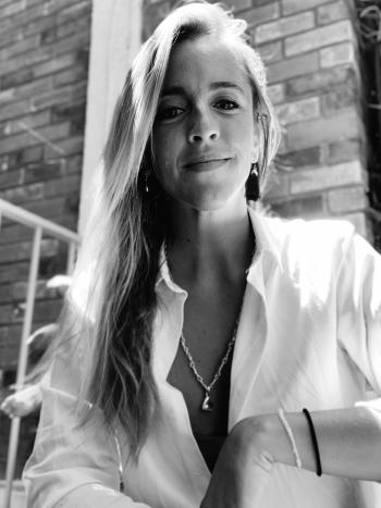 Lucia G Onieva