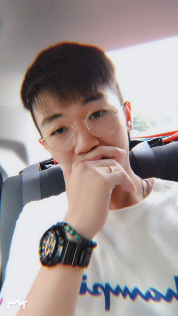 Maurtin Lau yen woon