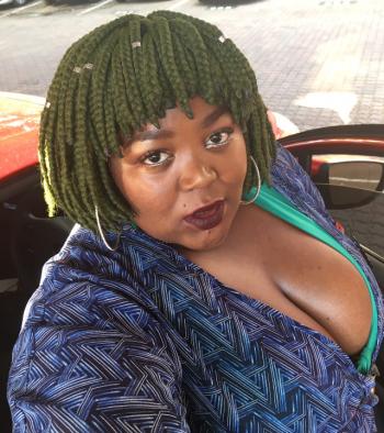 Nondwe Majundana